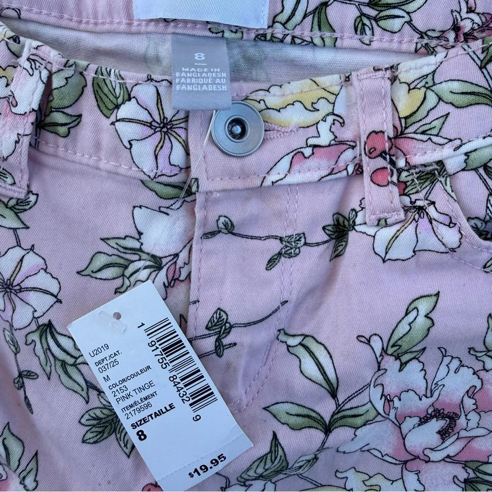 NWT The Children’s Place Pink Floral Bermuda‎ Shorts Girls Size 8 Stretch Cotton